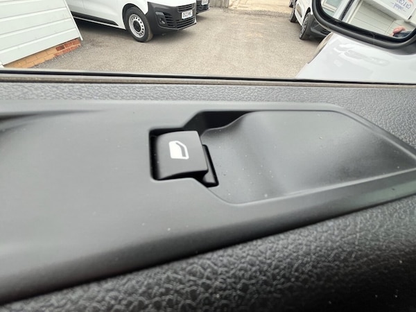 Used Vauxhall Vivaro 2023 for sale - 75397770: Photo 30