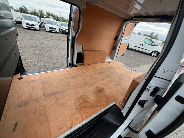 Used Vauxhall Vivaro 2023 for sale - 75397770: Photo 31