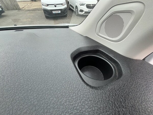 Used Vauxhall Vivaro 2023 for sale - 75397770: Photo 40