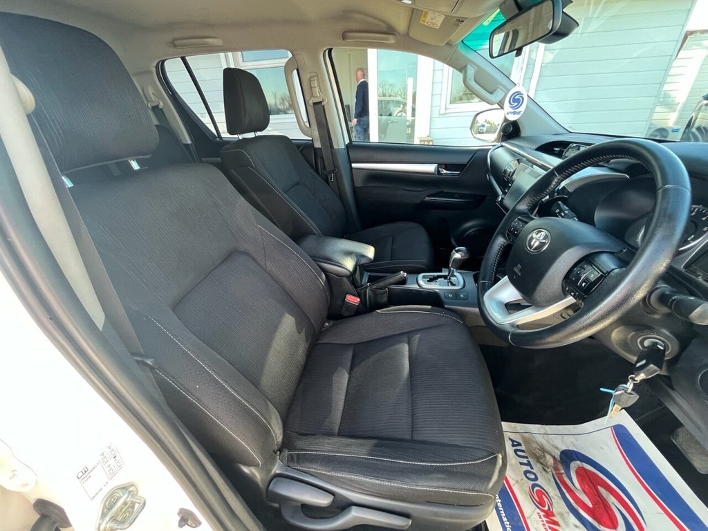 Used Toyota Hilux 2021 for sale - 77546926: Photo 12