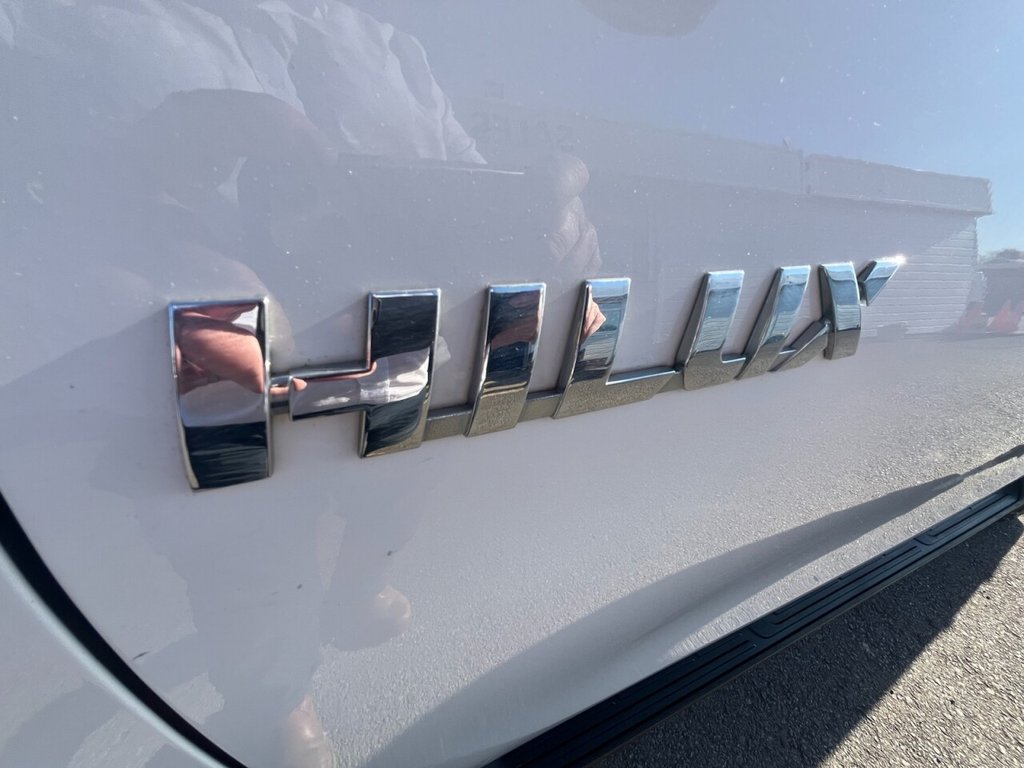 Used Toyota Hilux 2021 for sale - 77546926: Photo 49