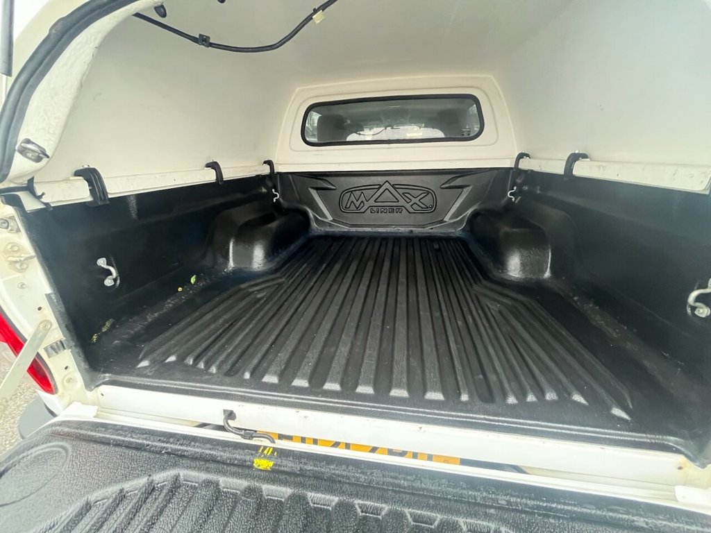 Used Toyota Hilux 2021 for sale - 76558498: Photo 24