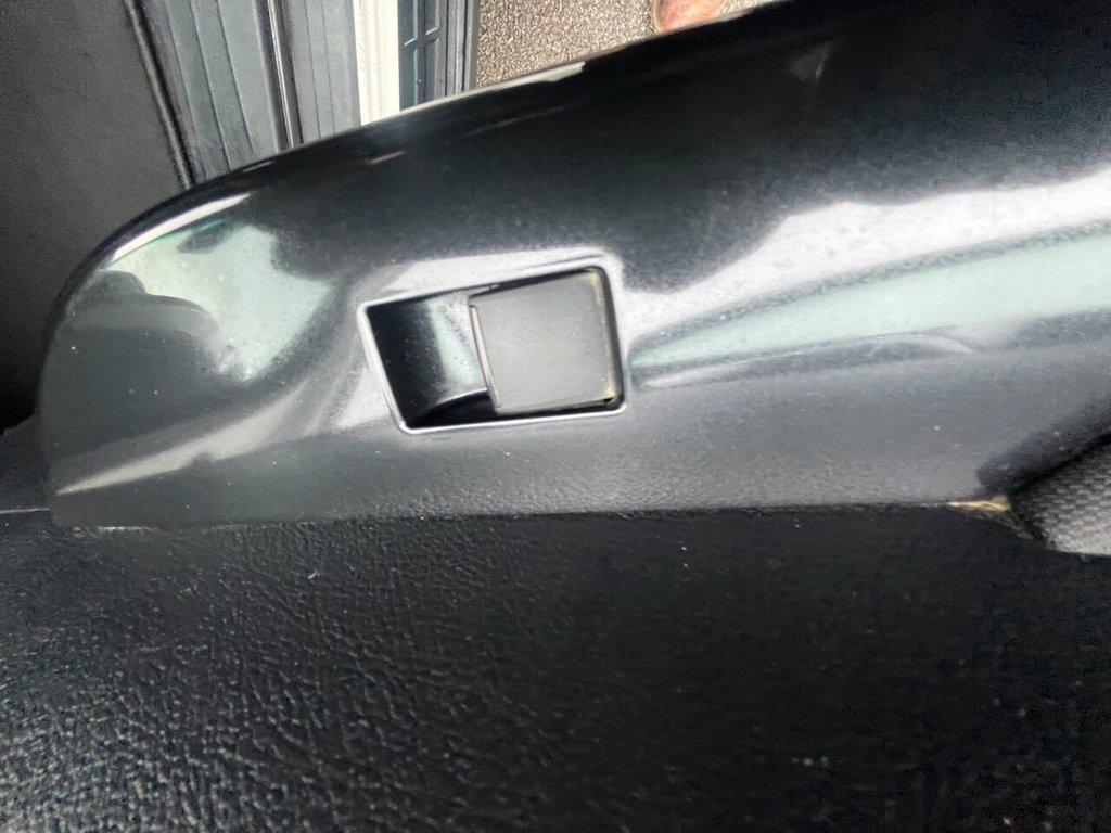 Used Toyota Hilux 2021 for sale - 76558498: Photo 30