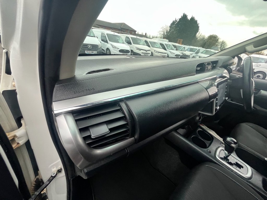Used Toyota Hilux 2021 for sale - 76558498: Photo 31