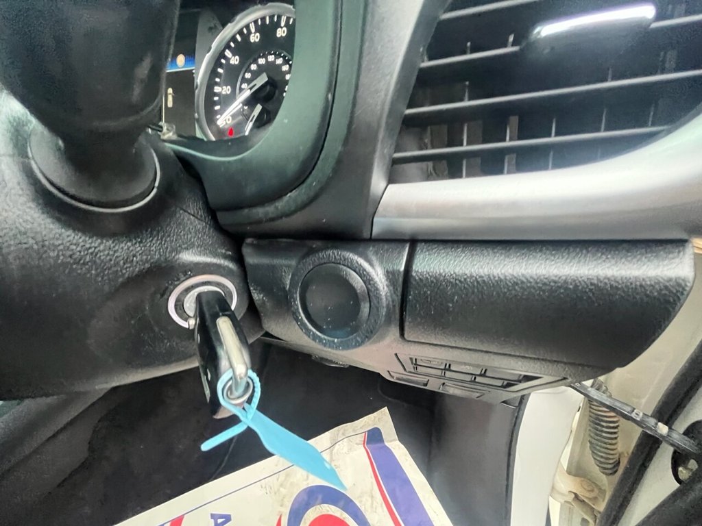 Used Toyota Hilux 2021 for sale - 76558498: Photo 37