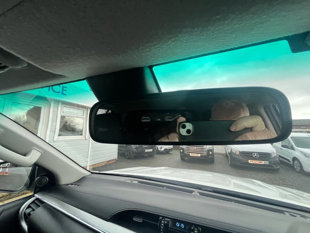 Used Toyota Hilux 2021 for sale - 76558498: Photo 40