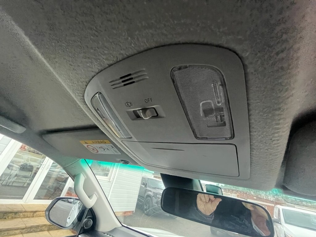 Used Toyota Hilux 2021 for sale - 76558498: Photo 42