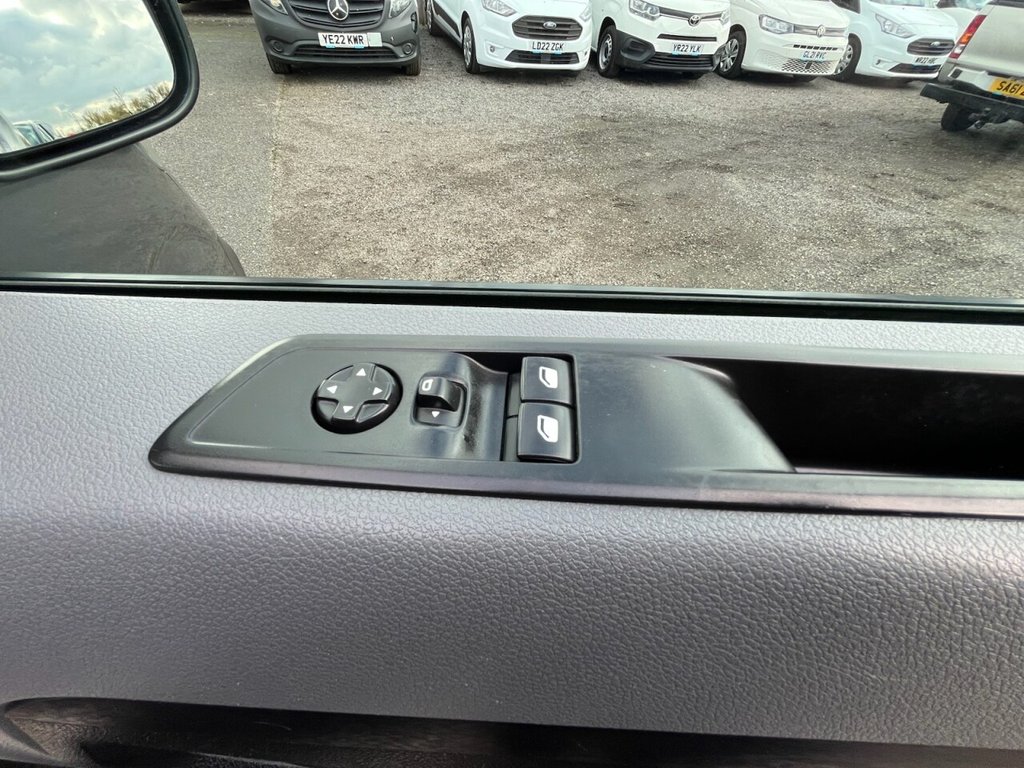 Used Vauxhall Vivaro Life 2022 for sale - 76496804: Photo 28