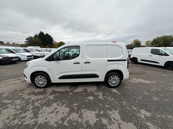 Used Vauxhall Combo 2020 for sale - 76245297: Photo 11