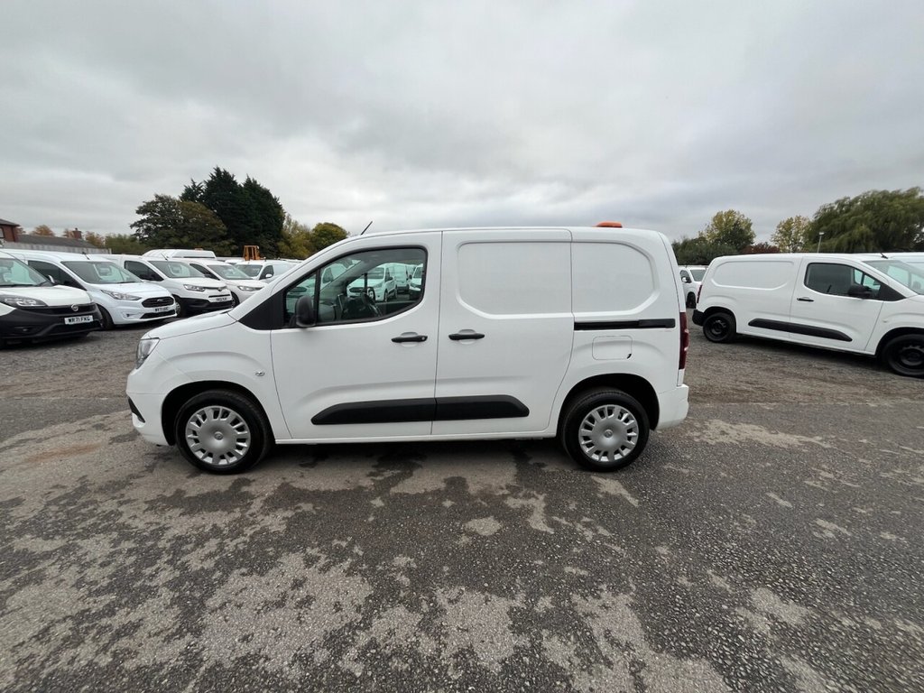 Used Vauxhall Combo 2020 for sale - 76245297: Photo 4