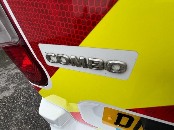 Used Vauxhall Combo 2020 for sale - 76245297: Photo 7