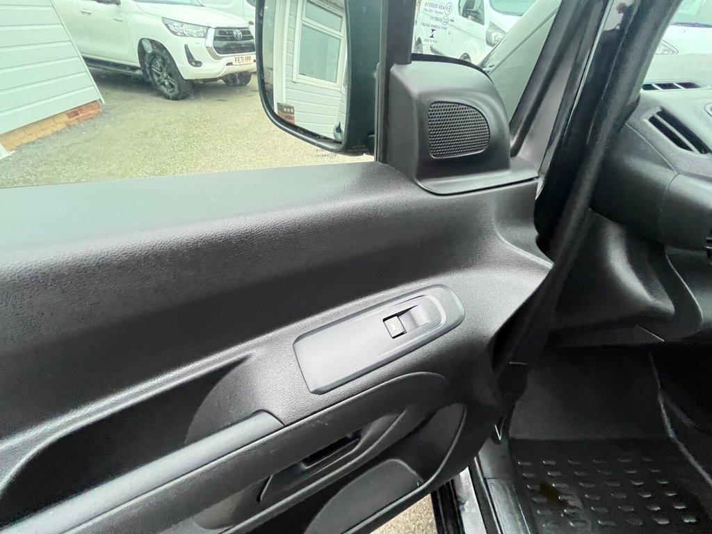 Used Vauxhall Combo 2022 for sale - 77287993: Photo 21