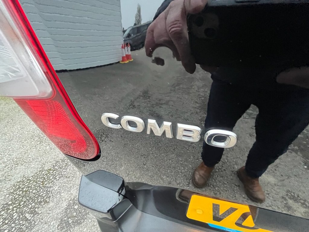 Used Vauxhall Combo 2022 for sale - 77287993: Photo 42