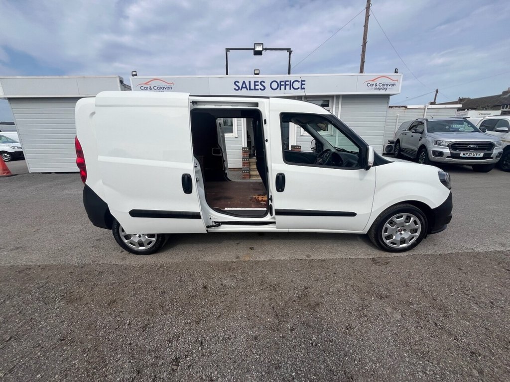 Used Fiat Doblo 2021 for sale - 76068611: Photo 12