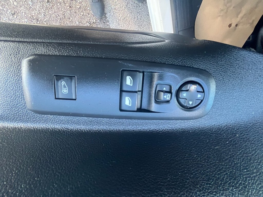 Vehicle 33
