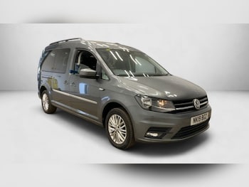 Used Volkswagen Caddy Maxi Life 2019 for sale - 79587699: Photo