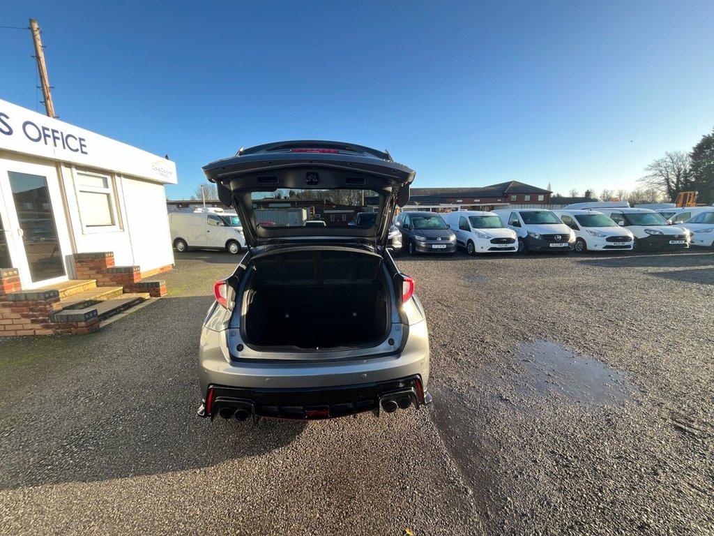 Used Honda Civic 2016 for sale - 76768461: Photo 18