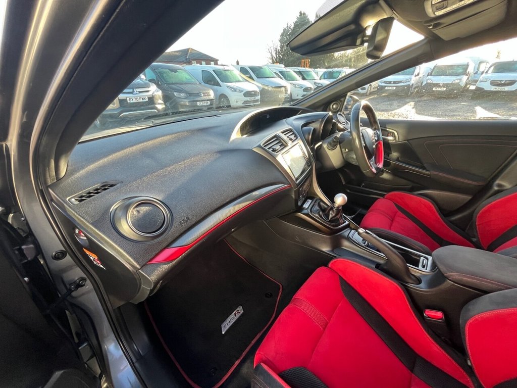 Used Honda Civic 2016 for sale - 76768461: Photo 35