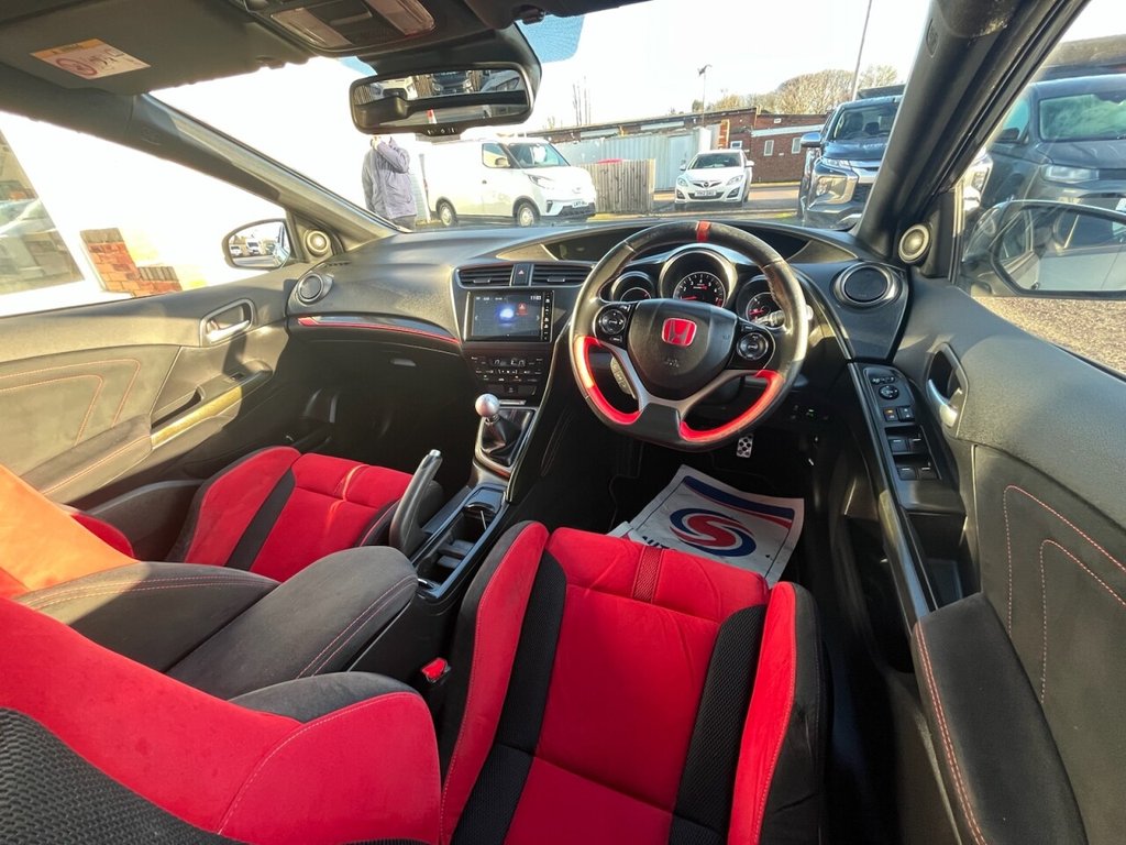 Used Honda Civic 2016 for sale - 76768461: Photo 44