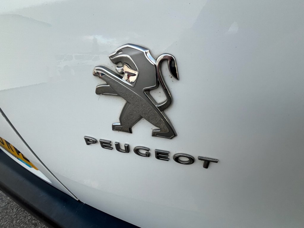 Used Peugeot Partner 2021 for sale - 77052632: Photo 14