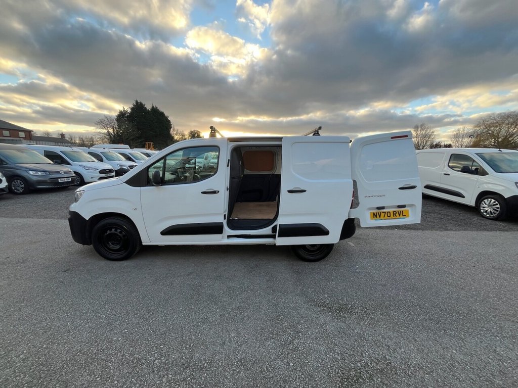 Used Peugeot Partner 2021 for sale - 77052632: Photo 16