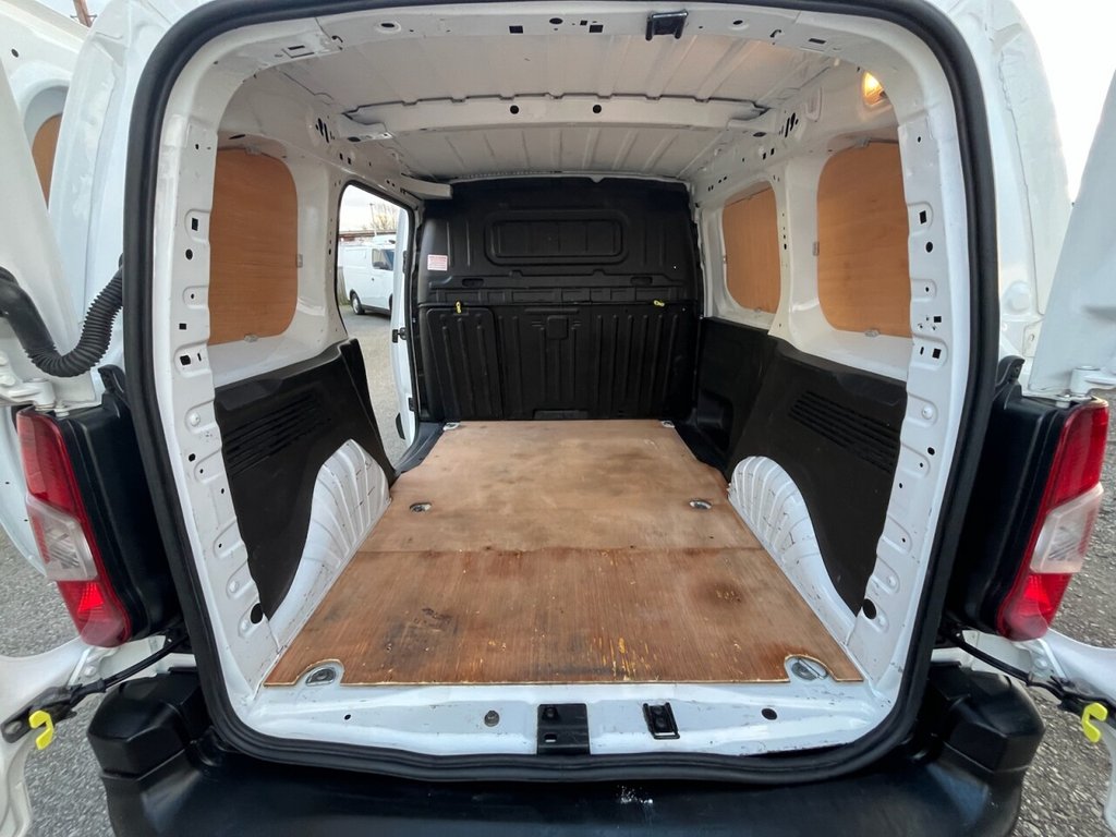 Used Peugeot Partner 2021 for sale - 77052632: Photo 21