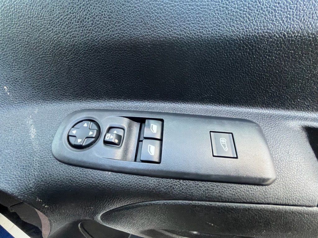 Used Peugeot Partner 2021 for sale - 77052632: Photo 31