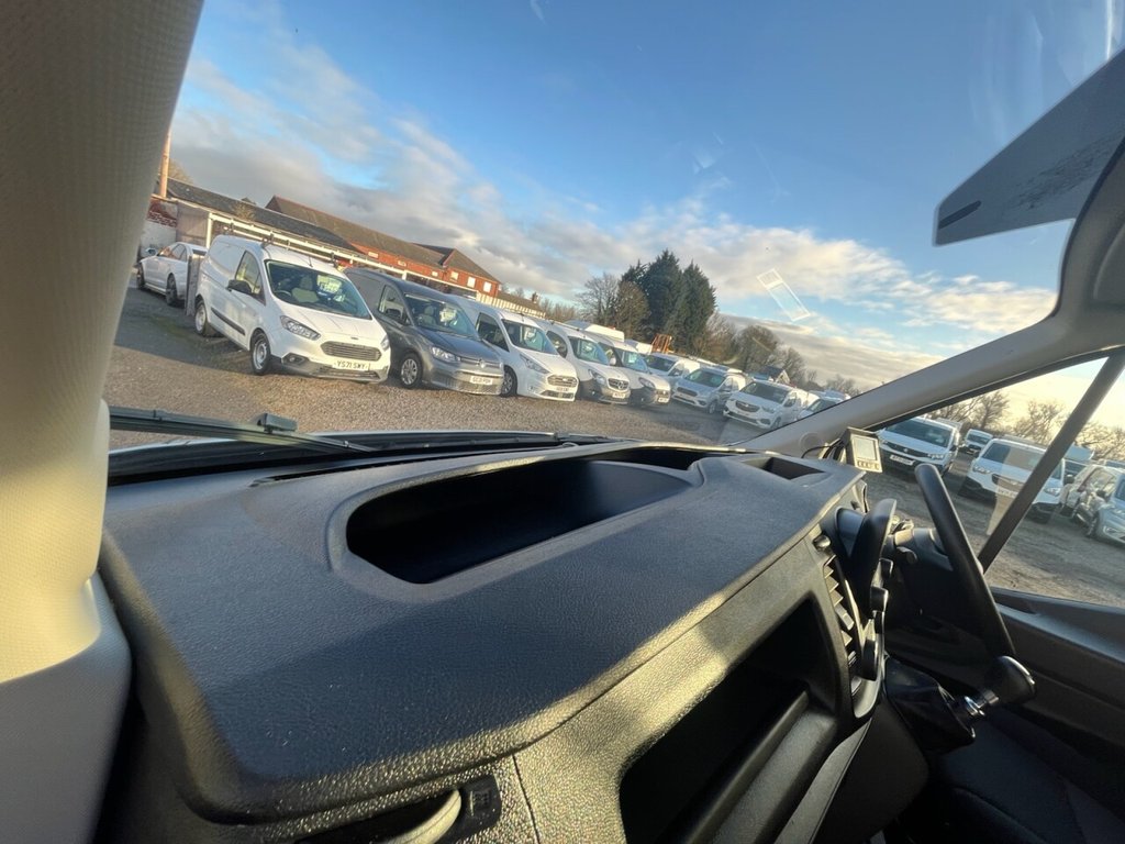 Used Ford Transit 2023 for sale - 77072401: Photo 22