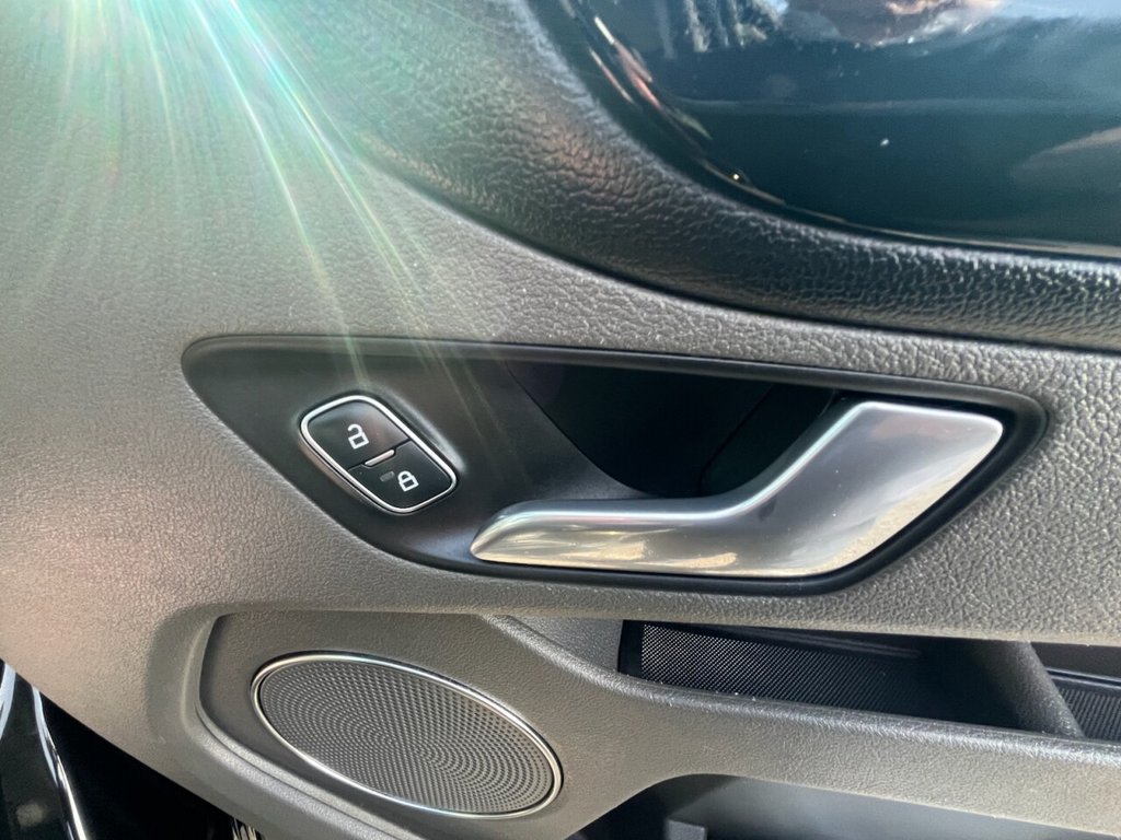 Used Ford Tourneo Custom 2022 for sale - 76406305: Photo 41