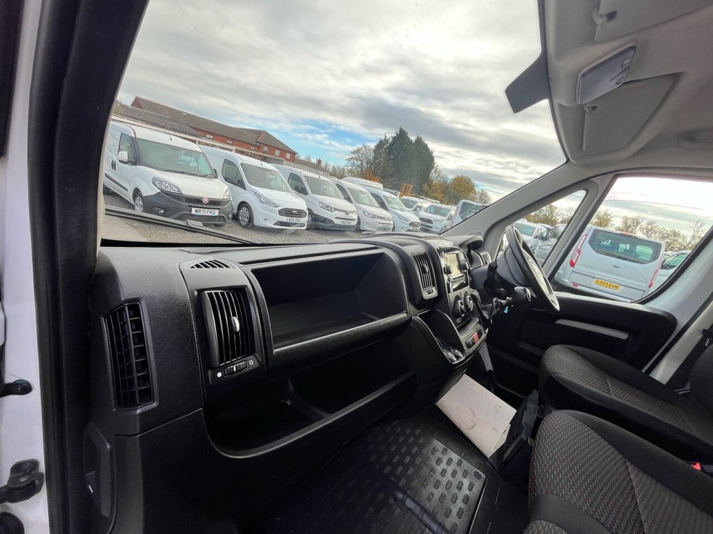 Used Vauxhall Movano 2022 for sale - 75254005: Photo 19