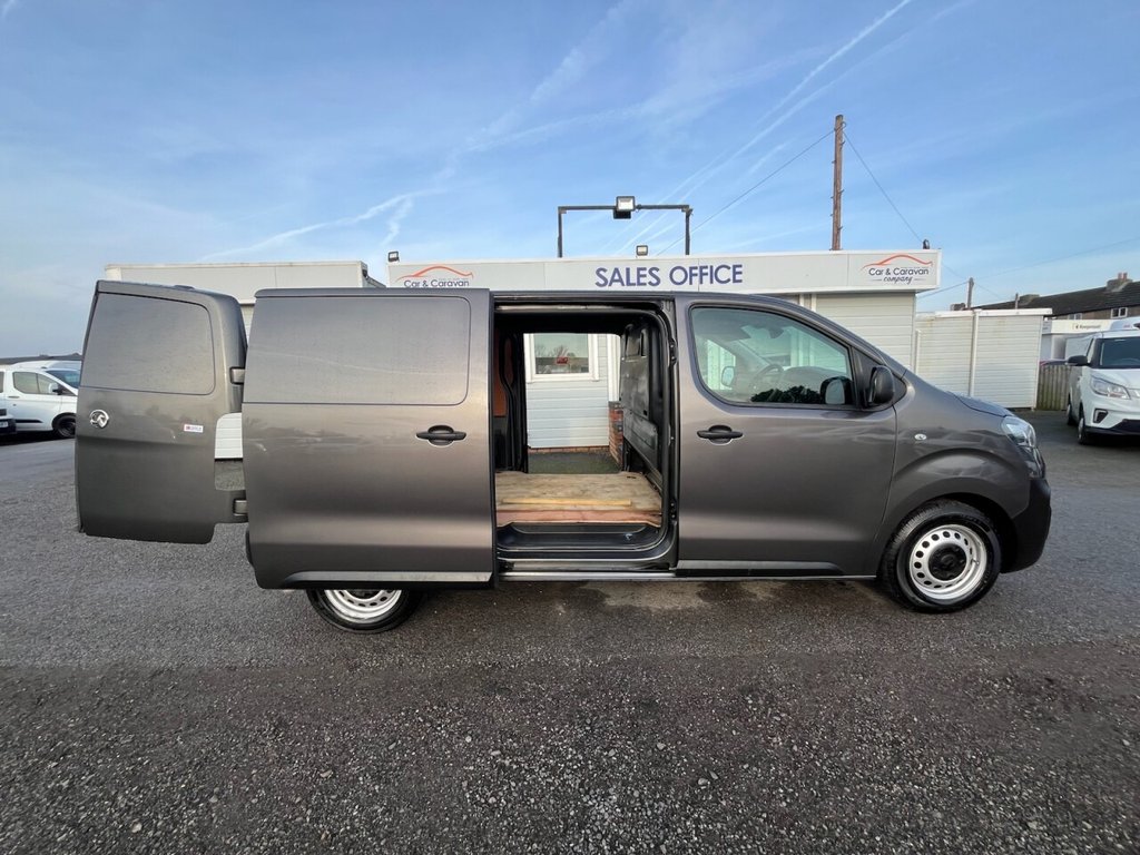 Used Vauxhall Vivaro 2022 for sale - 77027269: Photo 24