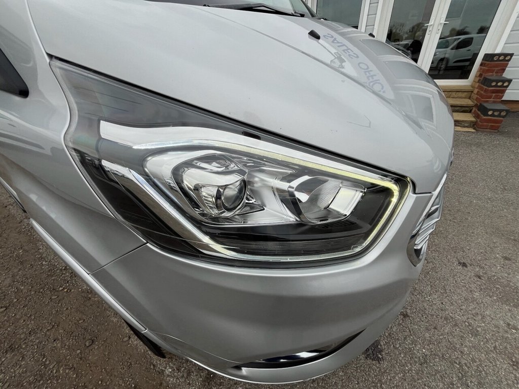 Used Ford Tourneo Custom 2022 for sale - 76256668: Photo 2