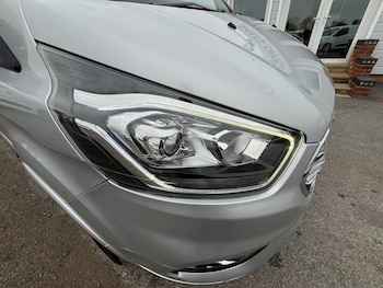 Used Ford Tourneo Custom 2022 for sale - 76256668: Photo