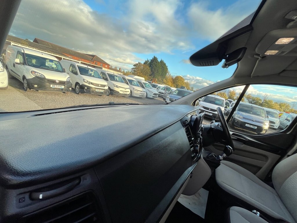 Used Ford Tourneo Custom 2020 for sale - 76333898: Photo 31