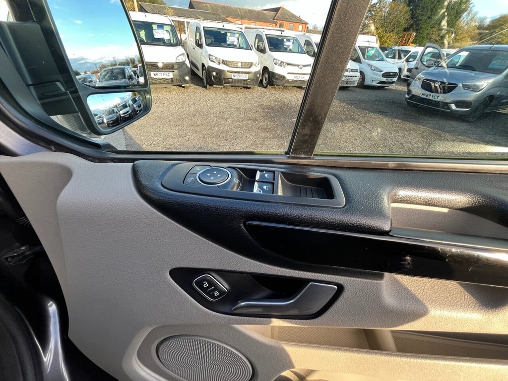 Used Ford Tourneo Custom 2020 for sale - 76333898: Photo 35