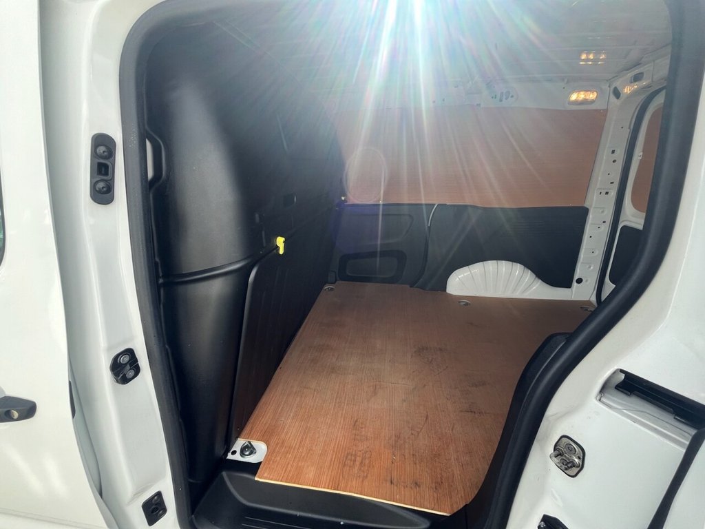 Used Peugeot Partner 2021 for sale - 76509420: Photo 21