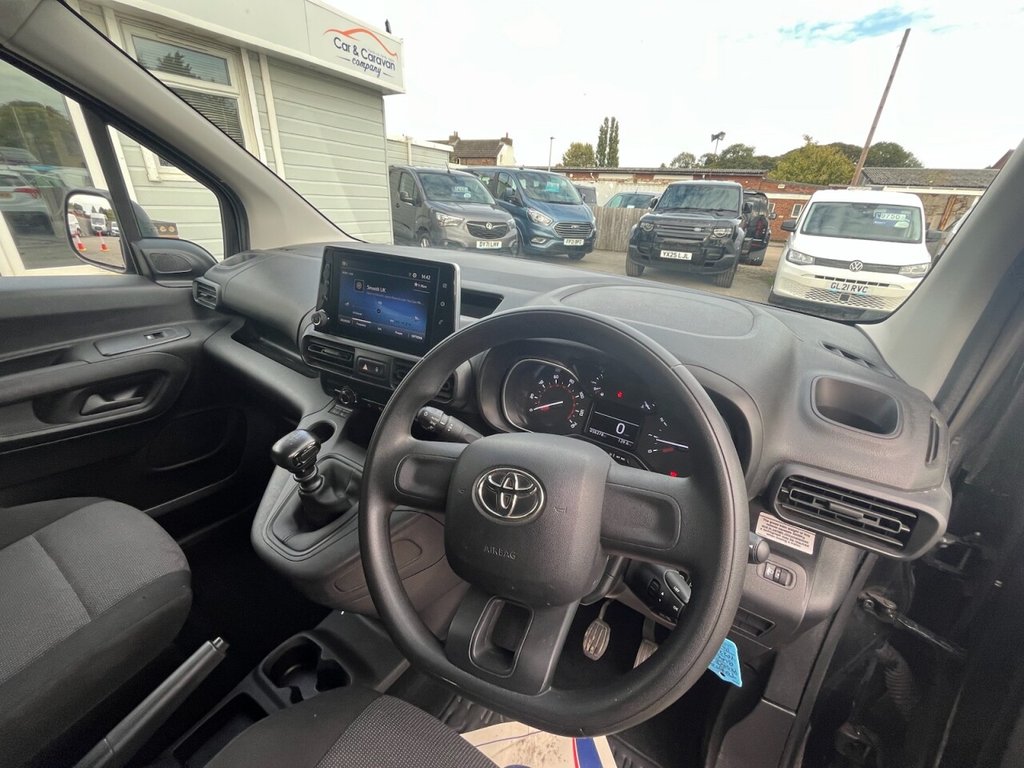 Used Toyota ProAce 2022 for sale - 76147399: Photo 12