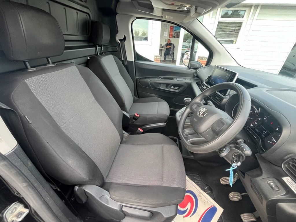Used Toyota ProAce 2022 for sale - 76147399: Photo 13