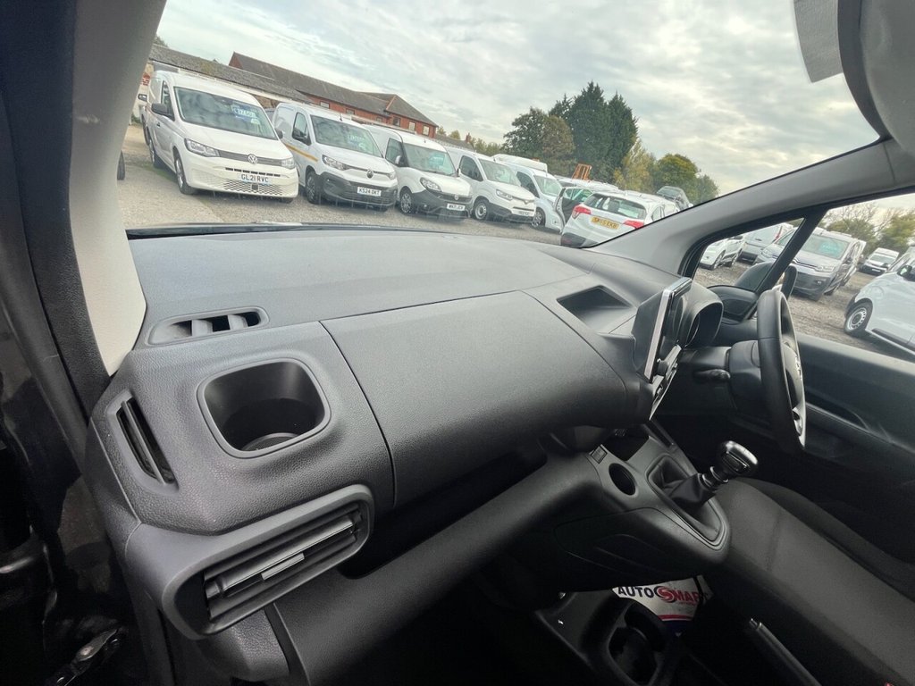 Used Toyota ProAce 2022 for sale - 76147399: Photo 15