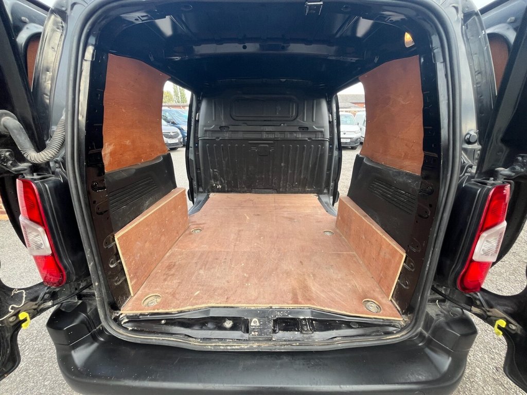 Used Toyota ProAce 2022 for sale - 76147399: Photo 18