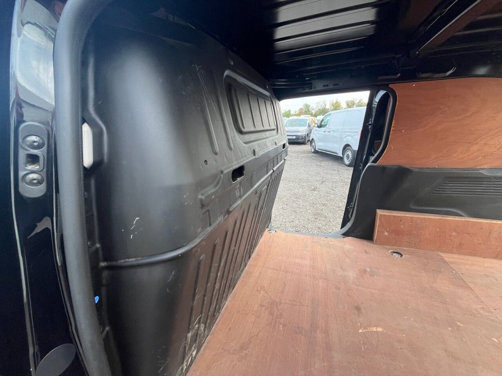 Used Toyota ProAce 2022 for sale - 76147399: Photo 25