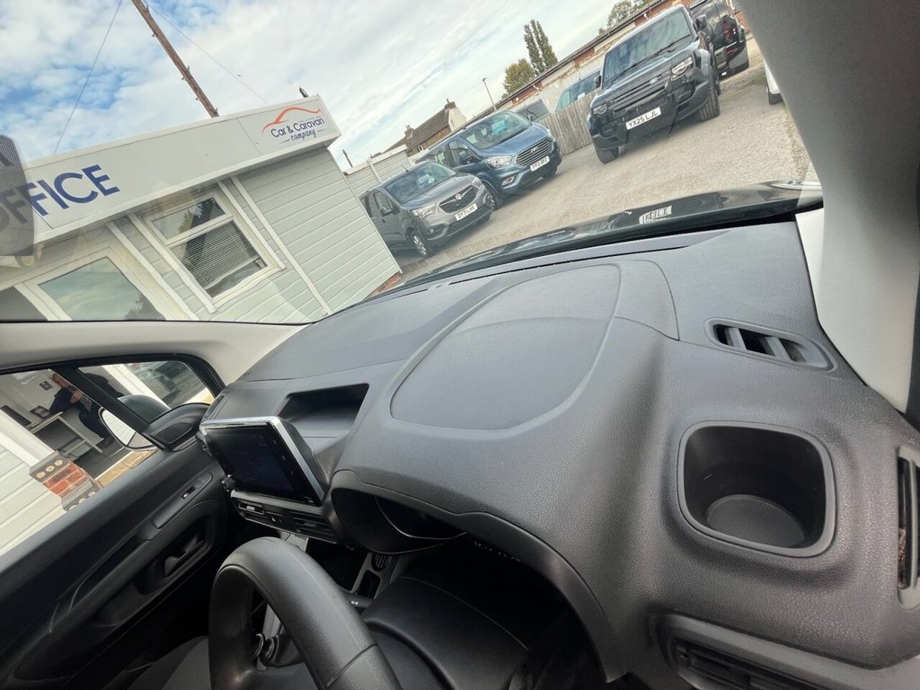 Used Toyota ProAce 2022 for sale - 76147399: Photo 31