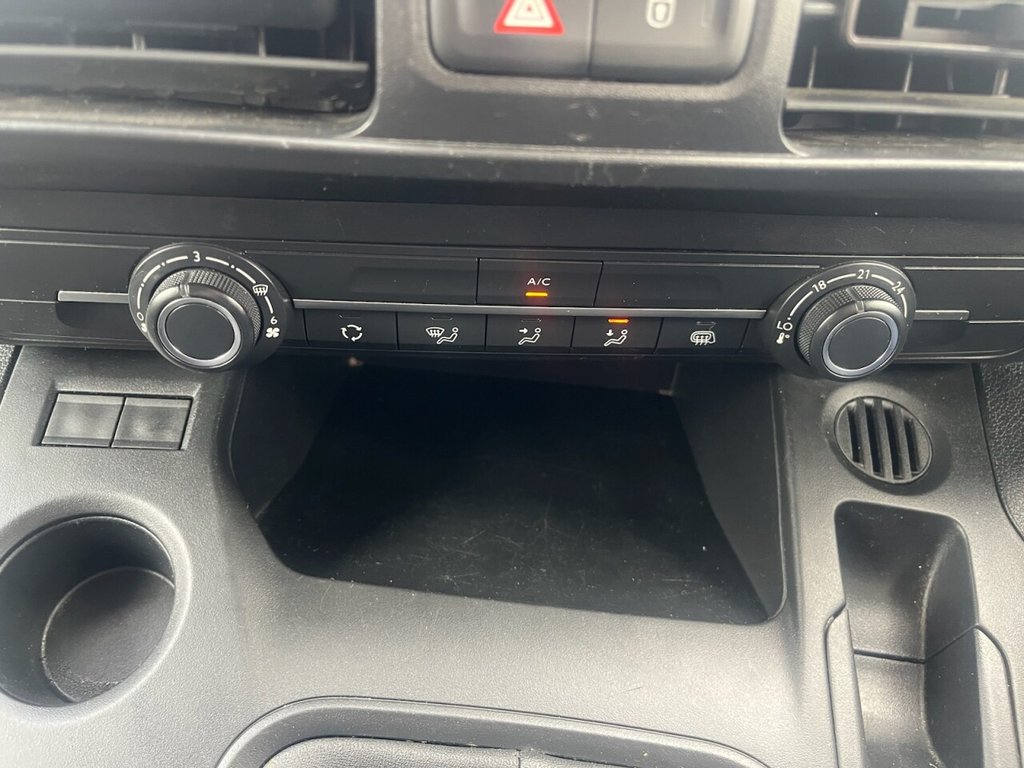 Used Toyota ProAce 2022 for sale - 76147399: Photo 37