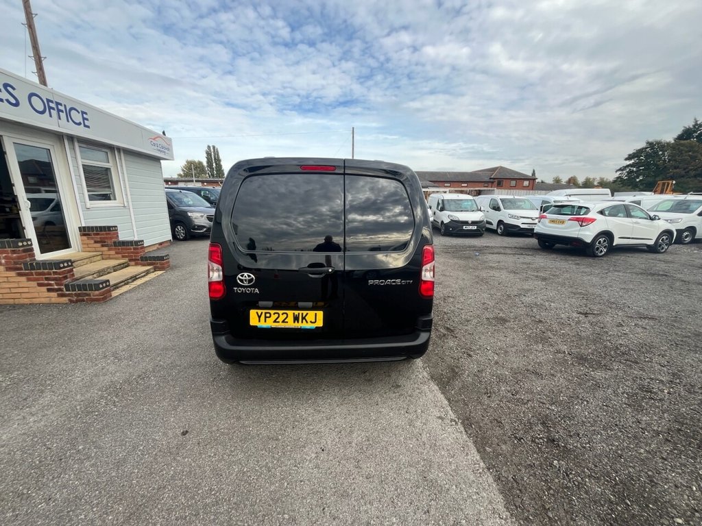 Used Toyota ProAce 2022 for sale - 76147399: Photo 8