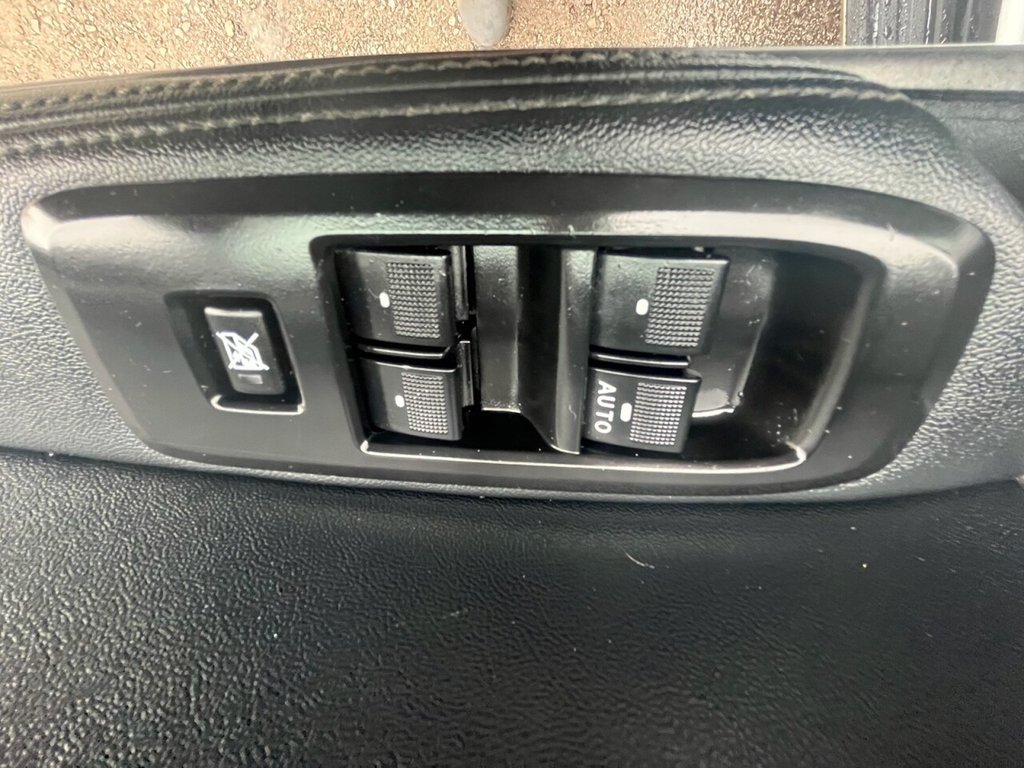 Vehicle 33