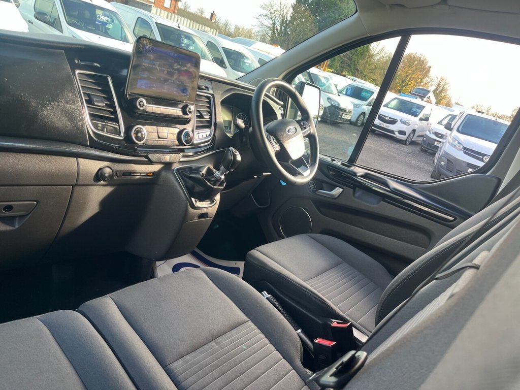 Used Ford Tourneo Custom 2022 for sale - 76604845: Photo 14