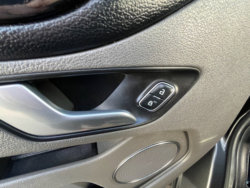 Used Ford Tourneo Custom 2022 for sale - 76604845: Photo 32