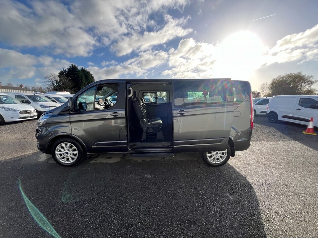 Used Ford Tourneo Custom 2022 for sale - 76604845: Photo 44
