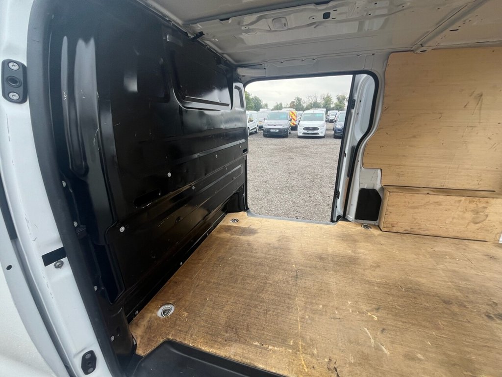 Used Vauxhall Vivaro 2022 for sale - 76740026: Photo 25