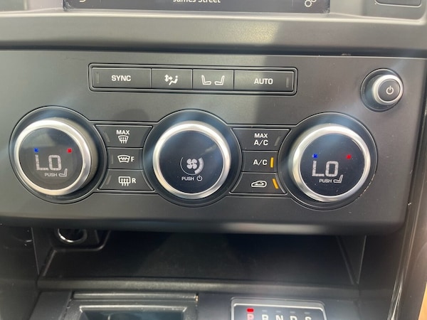 Used Land Rover Discovery 2017 for sale - 74616833: Photo 28